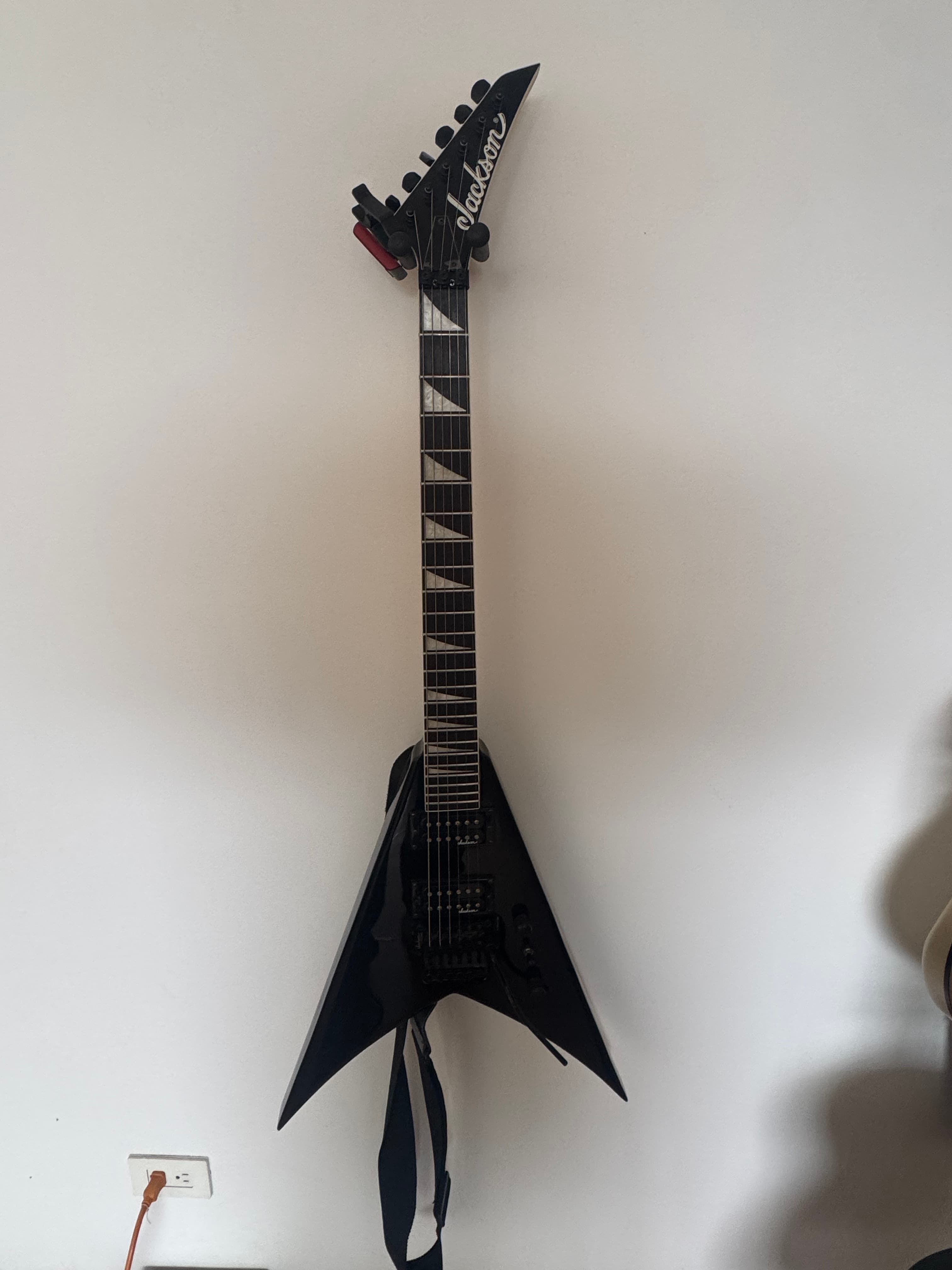 Guitarra Jackson Flying-V